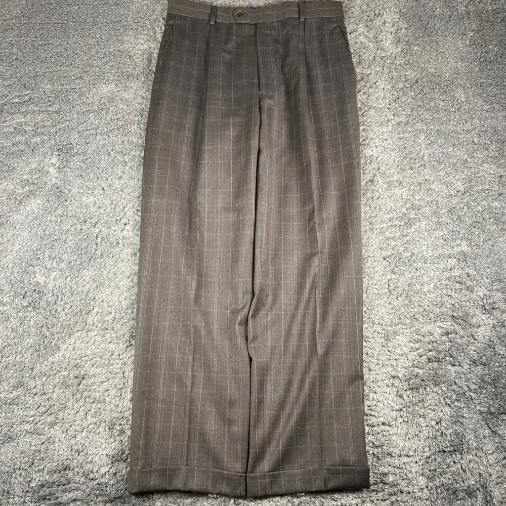 Jos A Bank 2 Piece Suit Mens 41R Blazer 35x31 Pant Brown Windowpane Wool Joseph